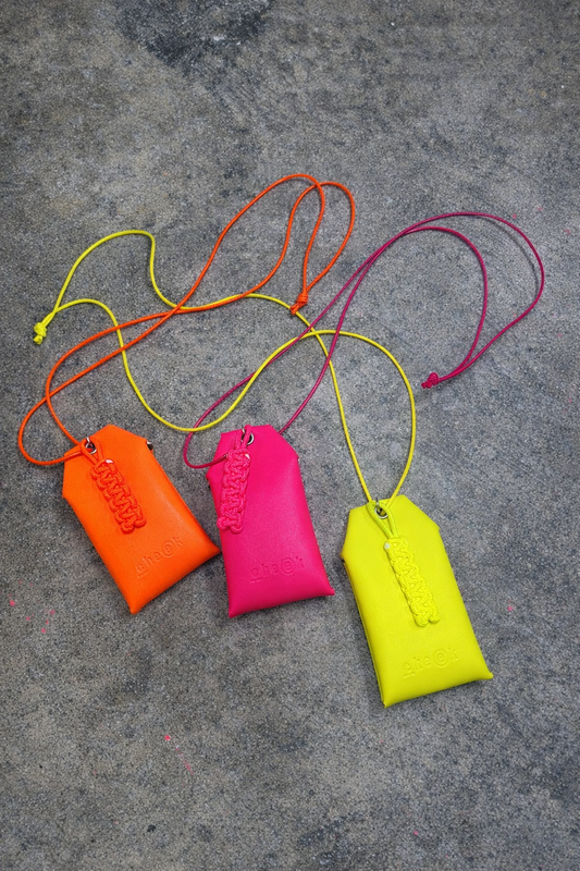 neon omamori necklace (CJ26003) 3color