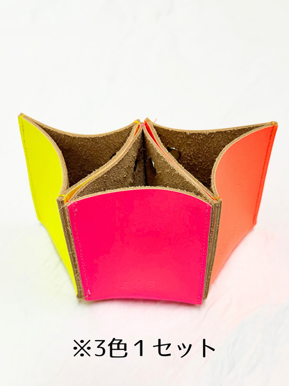 neon attach holder (CJ26005) "オフィシャル限定"