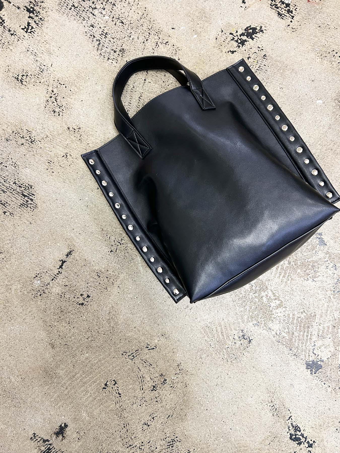 rivet 2way tote(C24004)