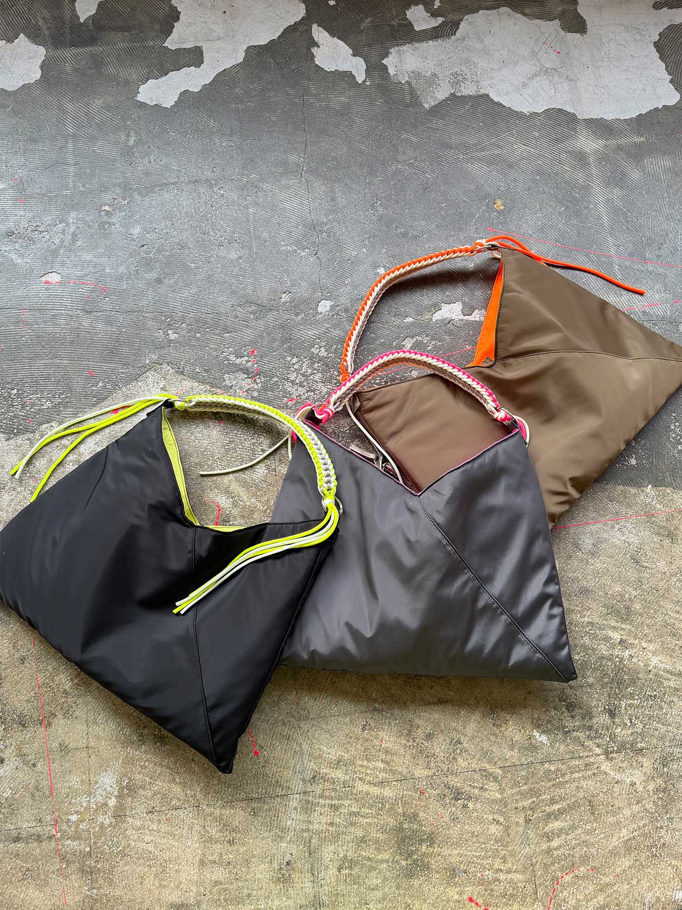 neon handle TA shoulder（C26002）3color