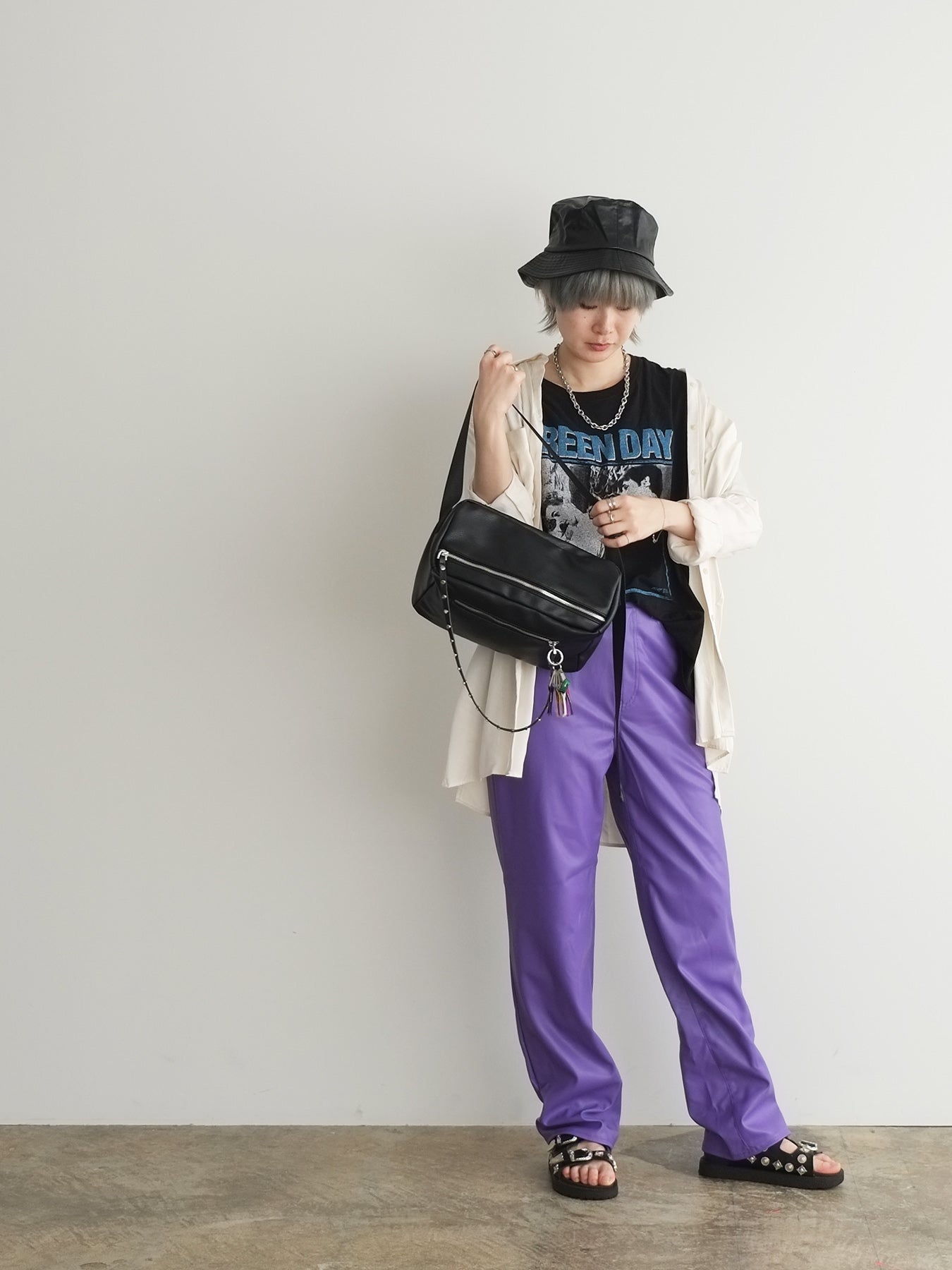 studs body bag（C24006）