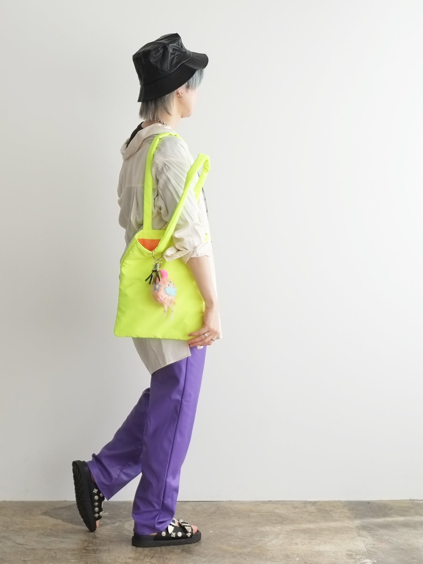 neon monster tote（C24009）