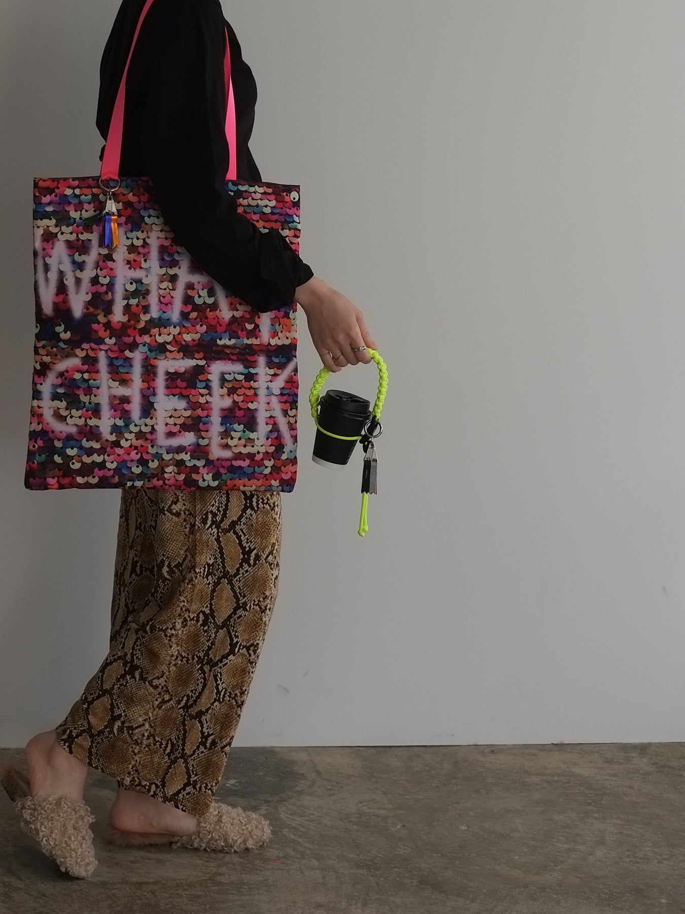 sequins print puff tote(C25002)