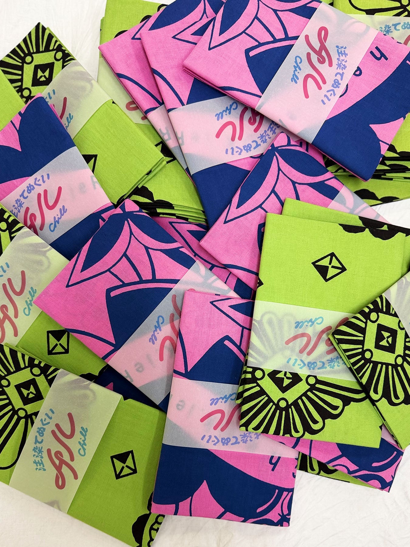 heart snake tenugui (CJ26008)