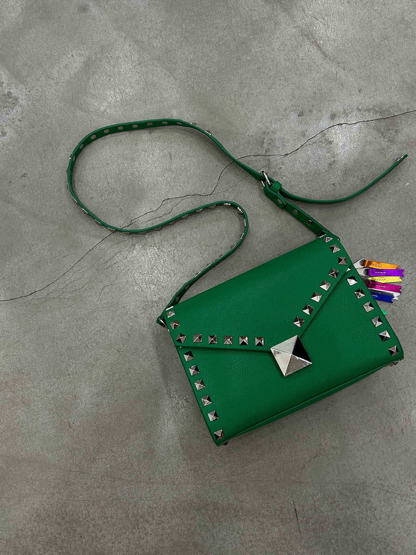 studs shoulder (C25012)