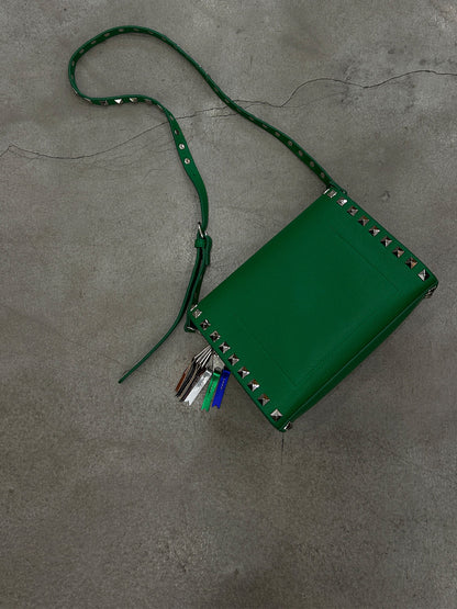 studs shoulder (C25012)