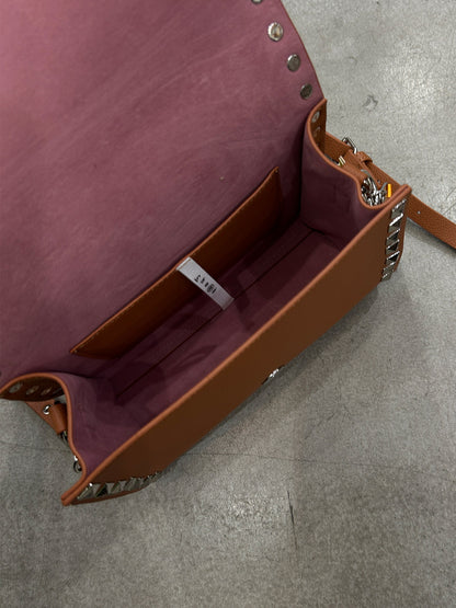 studs shoulder (C25012)