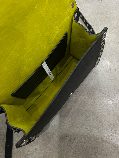 studs shoulder (C25012)