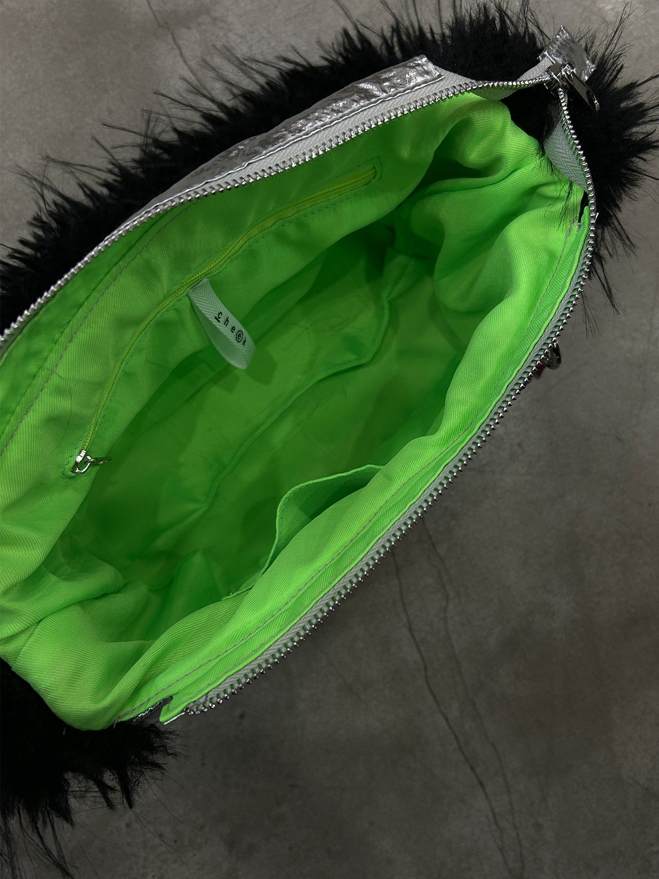 side monster shoulder (C25009)