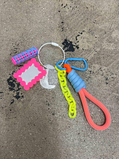 Make-up charm (C25014)