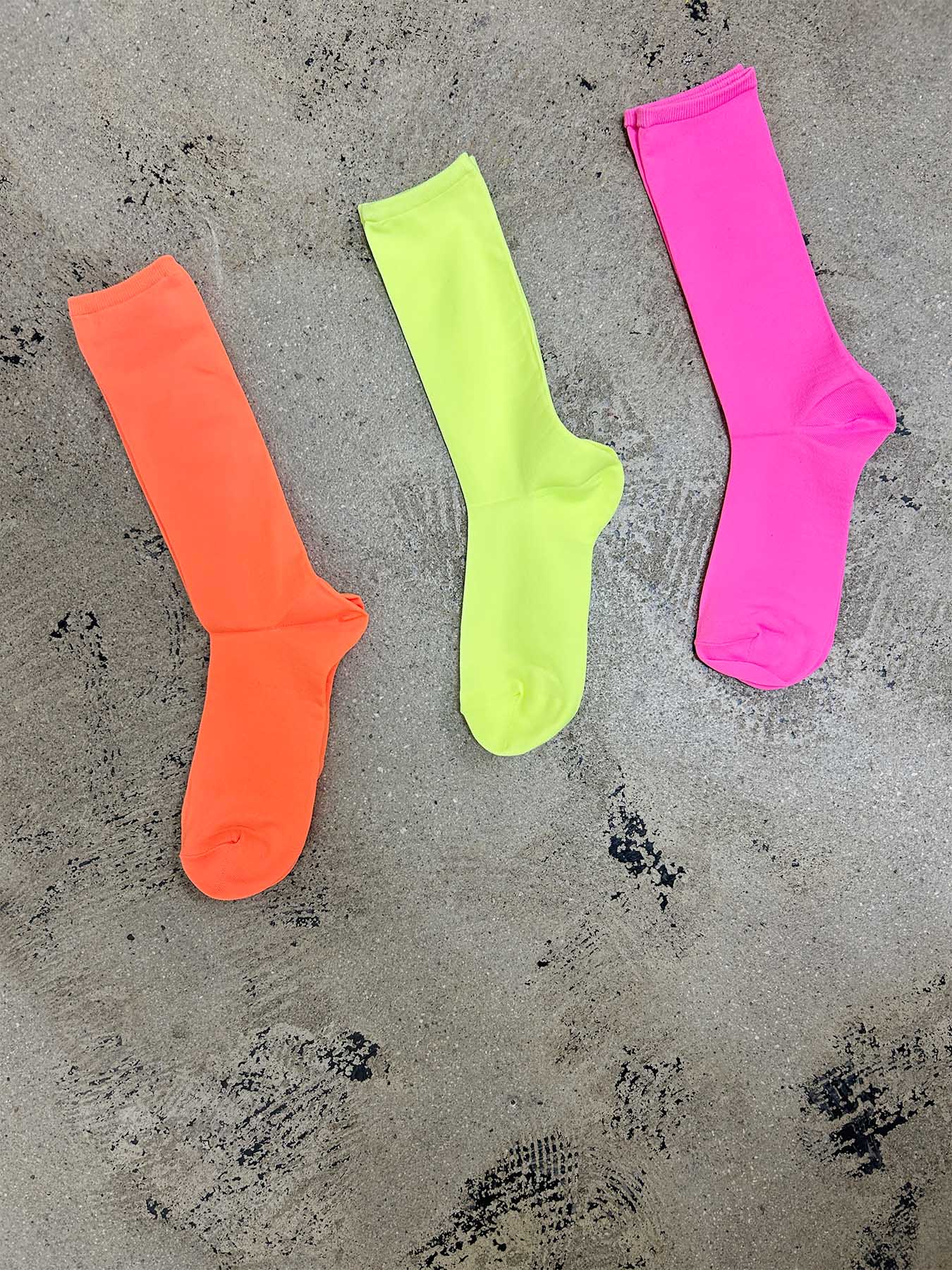 neon　socks（C24012）