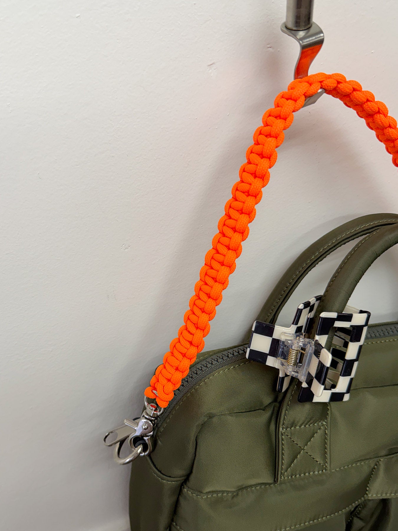 checker hair clip (C25017)