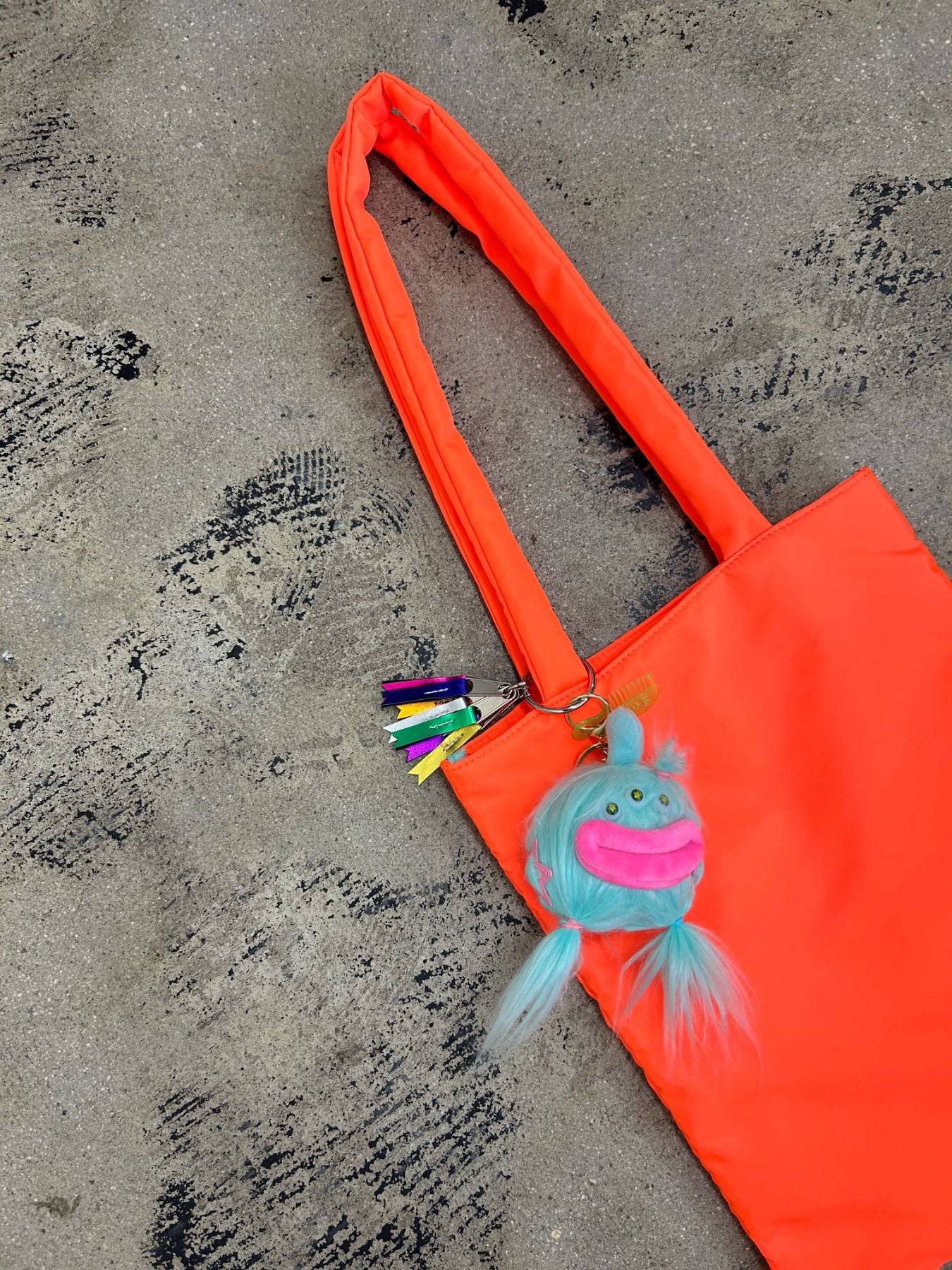 neon monster tote（C24009）