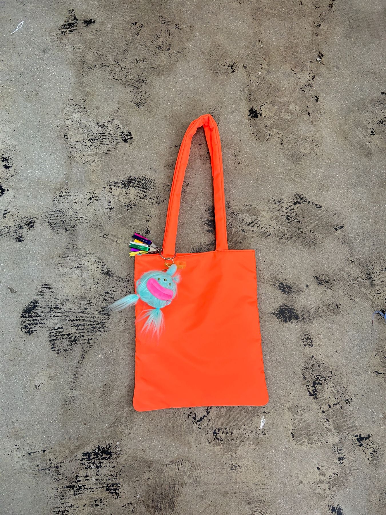 neon monster tote（C24009）