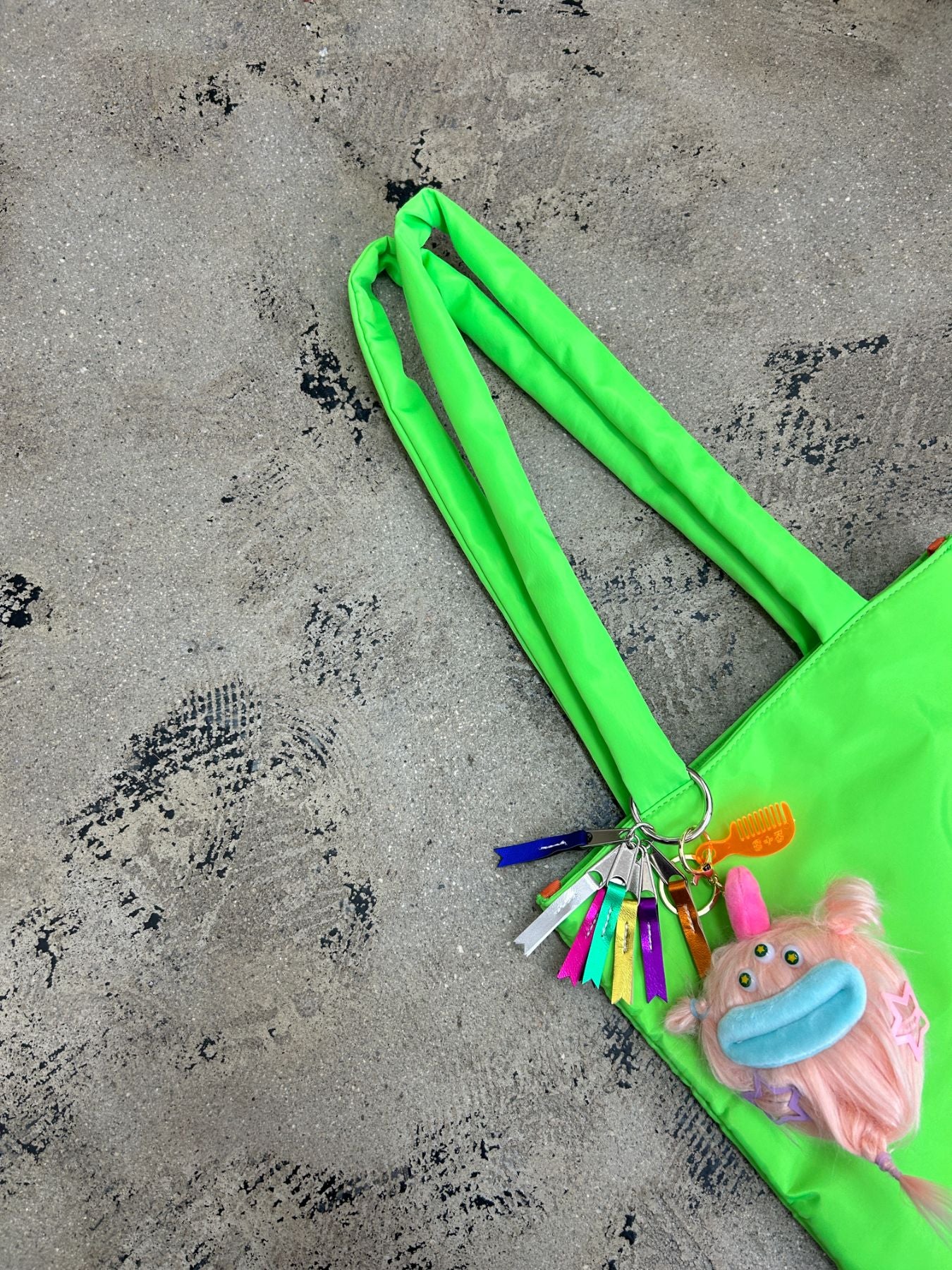 neon monster tote（C24009）