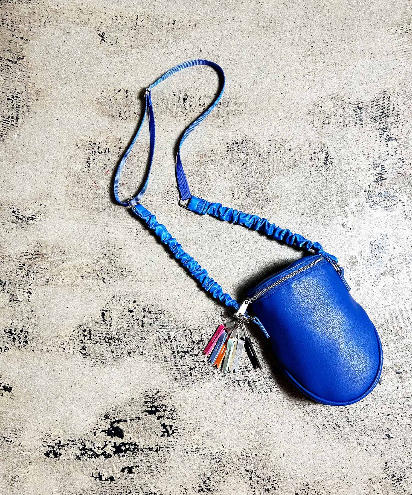 egg pouch shoulder(C23005)