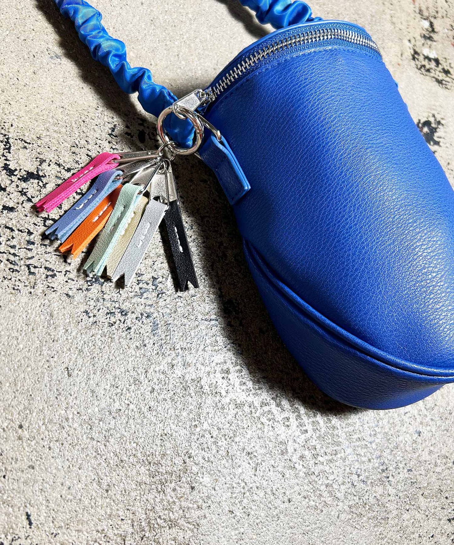 egg pouch shoulder(C23005)