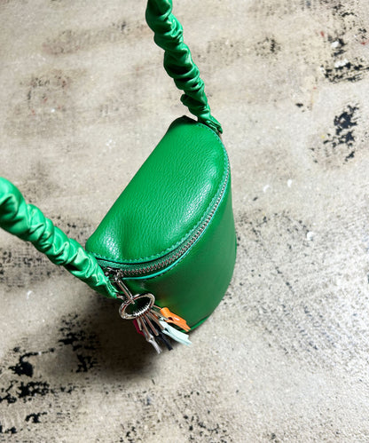 egg pouch shoulder(C23005)