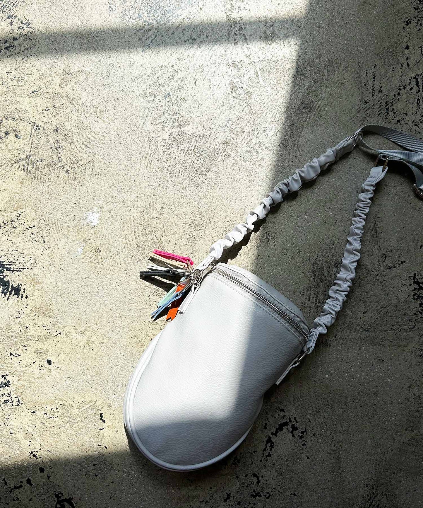 egg pouch shoulder(C23005)