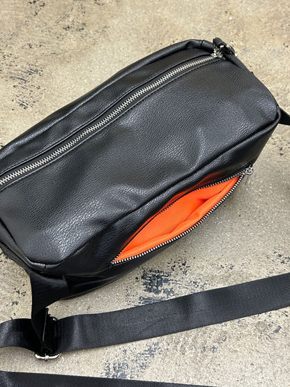 studs body bag（C24006）