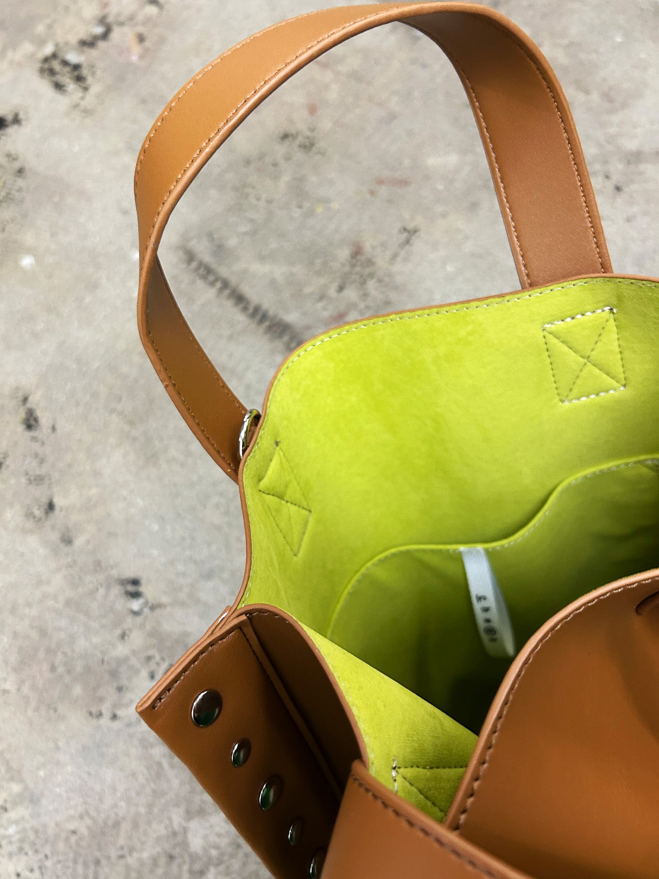 rivet 2way tote(C24004)